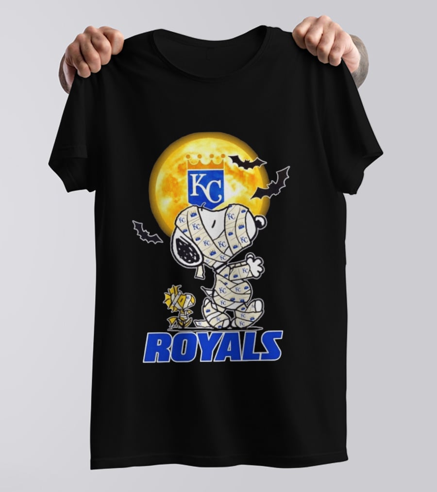 Kansas City Royals Snoopy Woodstock Mummy Halloween Moon Bats T-Shirt