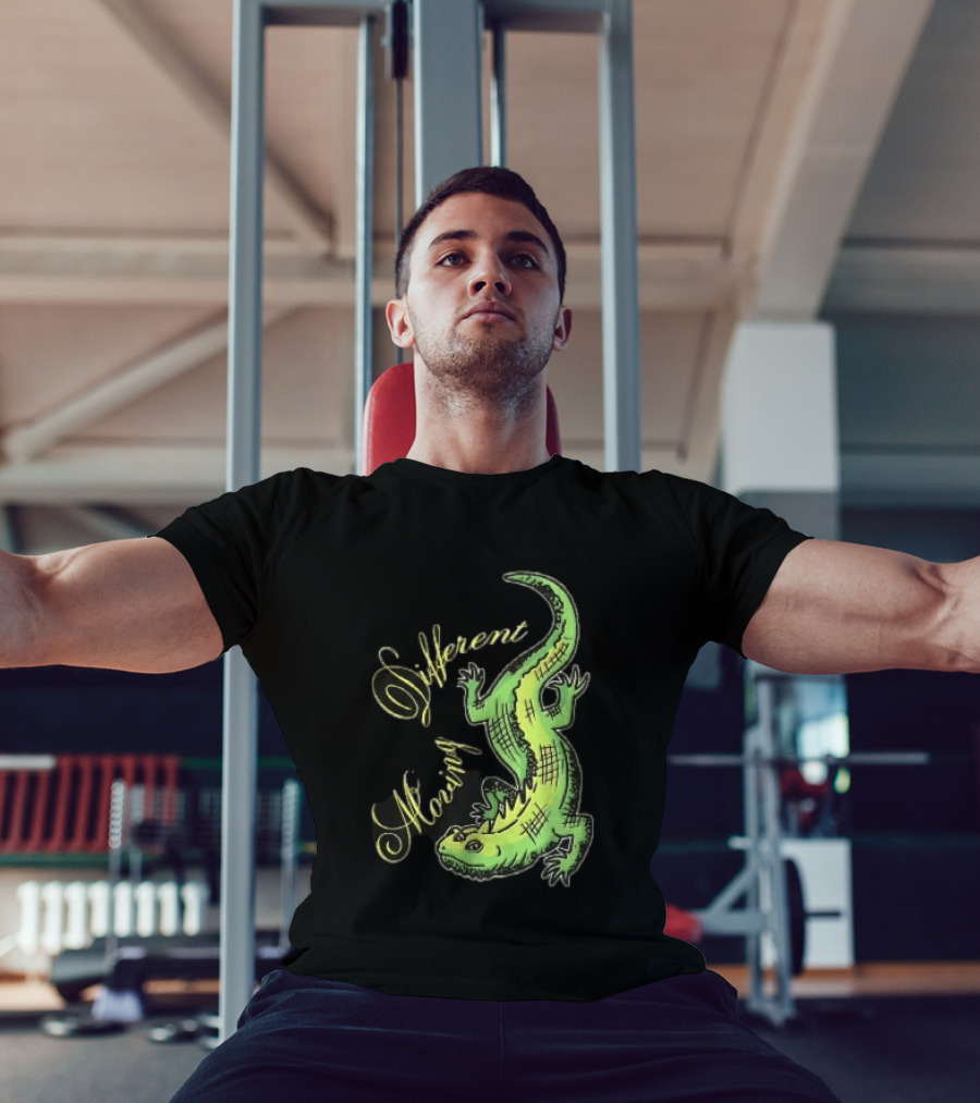 Different Moving Green Lizard Iguana Line Sketch T-Shirt