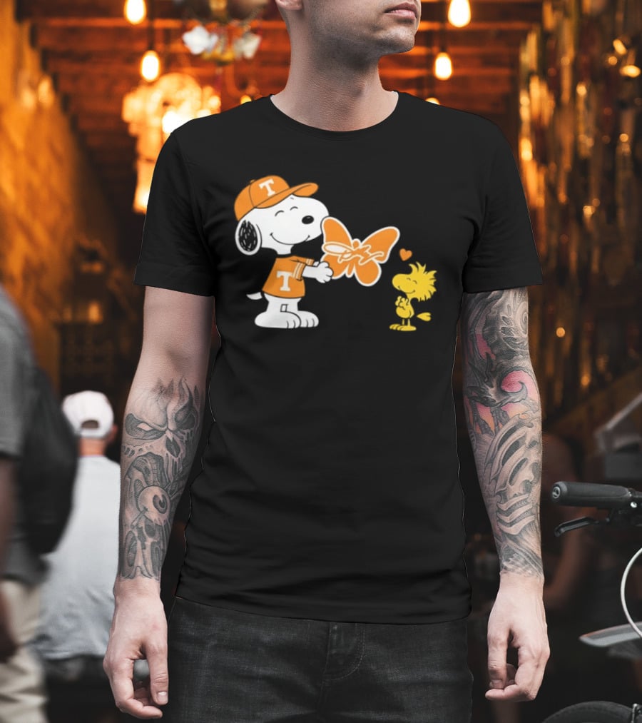 Snoopy Tennessee Volunteers Dolly Parton Woodstock Butterfly T-Shirt