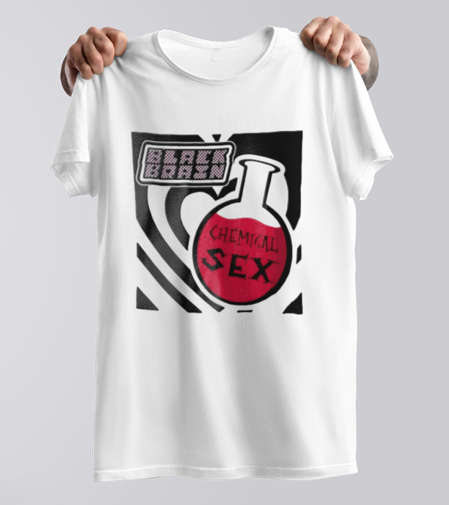 Black Brain Chemical Sex Halftone Heart Flask T-Shirt