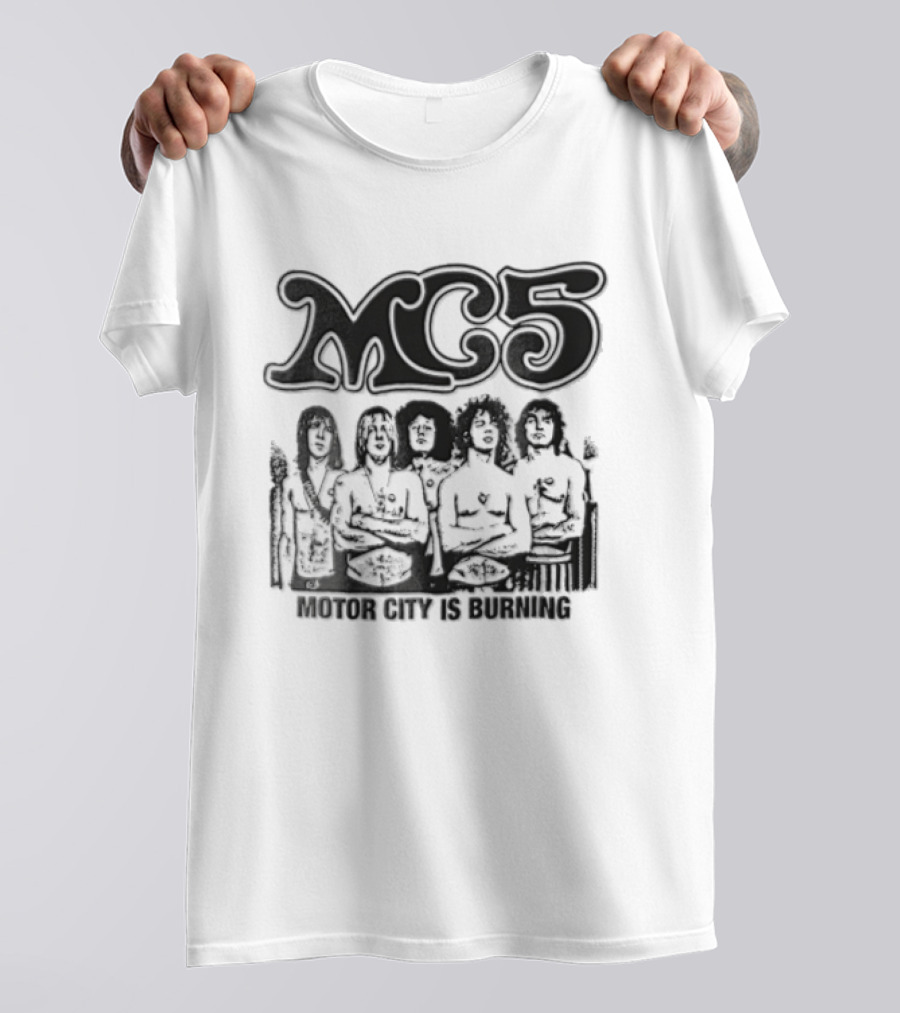 MC5 Motor City Is Burning Monochrome Halftone Band Photo T-Shirt