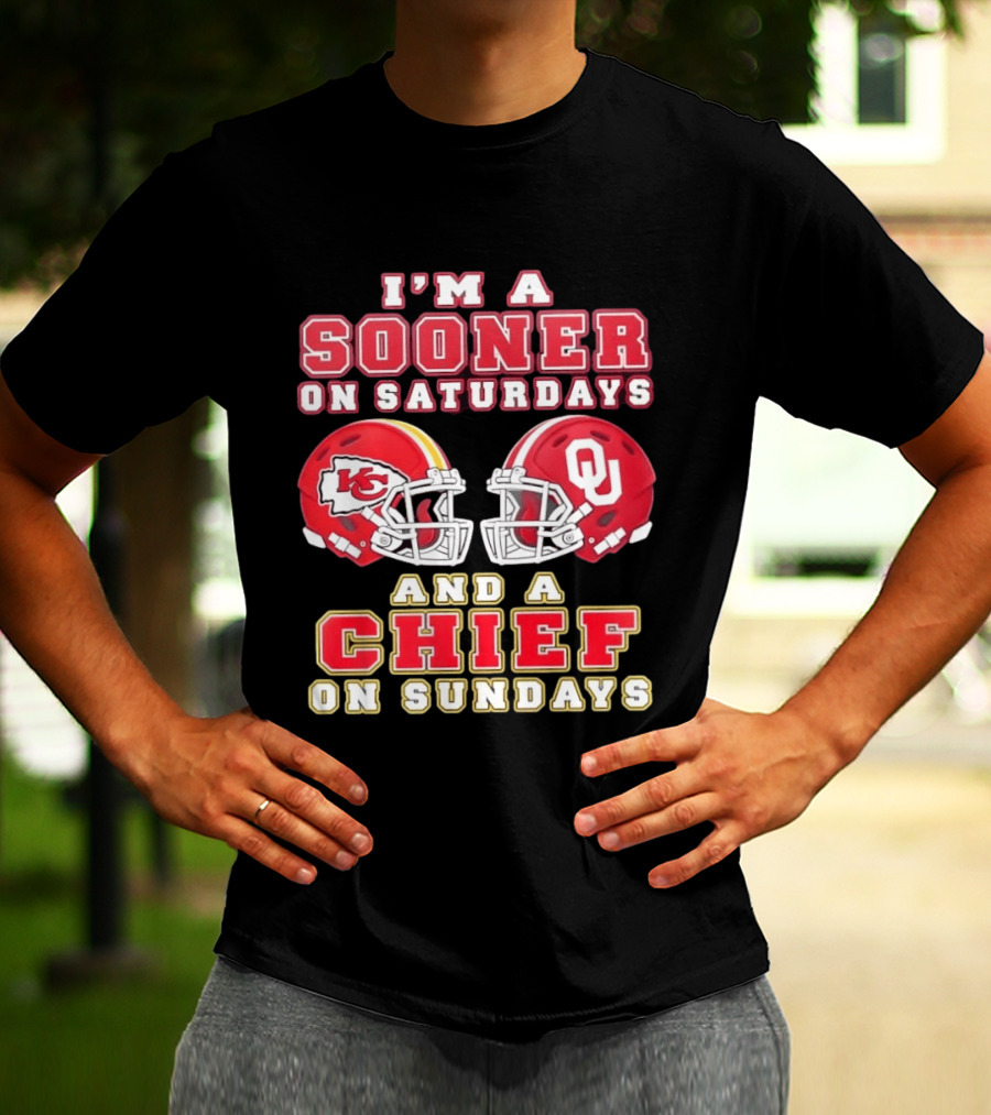 I'm A Sooner On Saturdays And A Chief On Sundays Kansas City OU Football Helmets T-Shirt
