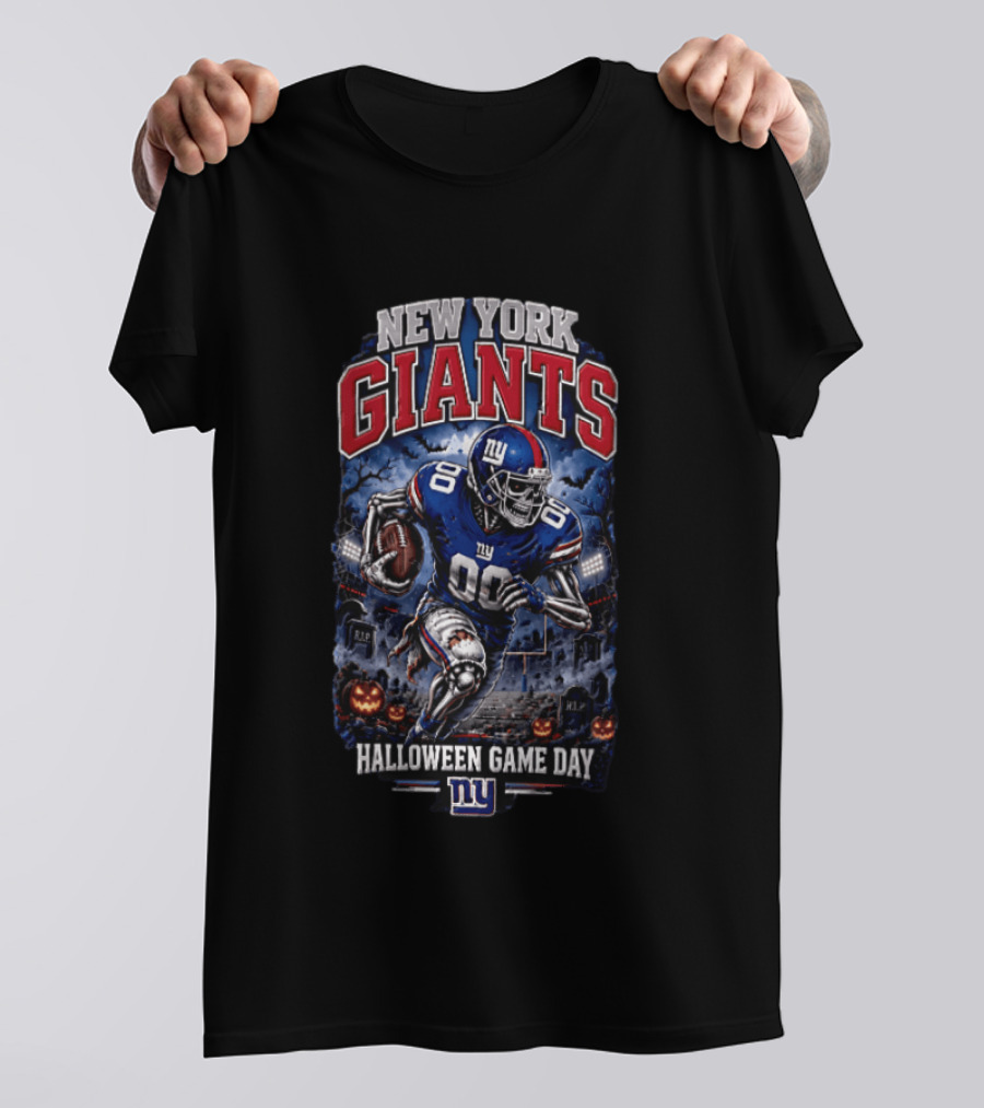 New York Giants Halloween Game Day Football Skeleton Never Fear The Night T-Shirt