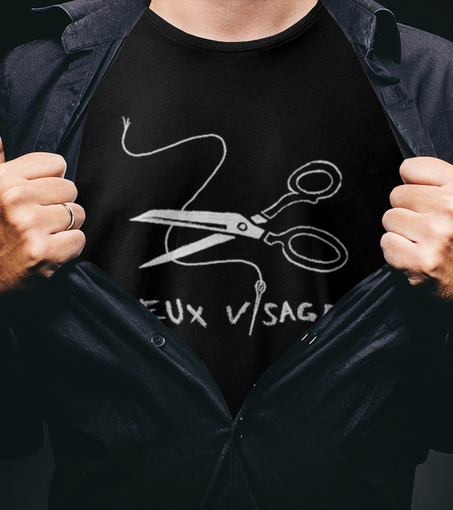 Deux Visages Scissors Vintage Sketch T-Shirt