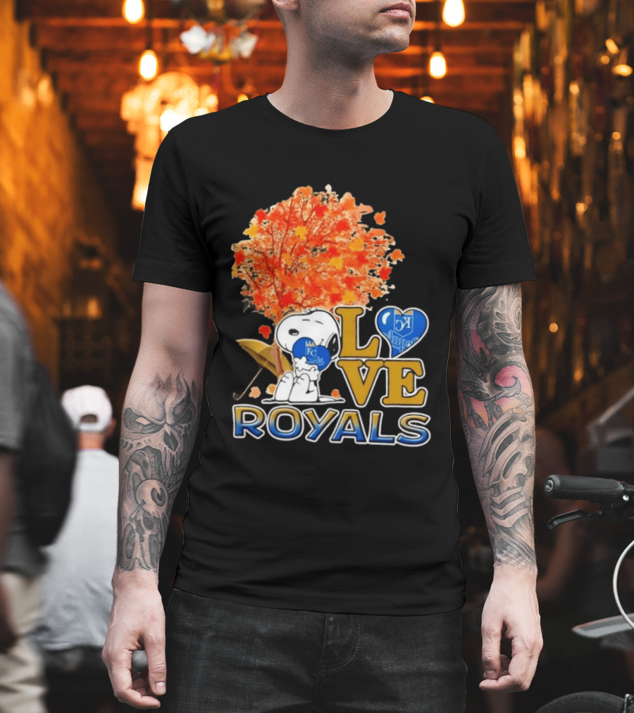 KC Royals Love Snoopy Hug Heart Peanuts Baseball Fall Tree T-Shirt