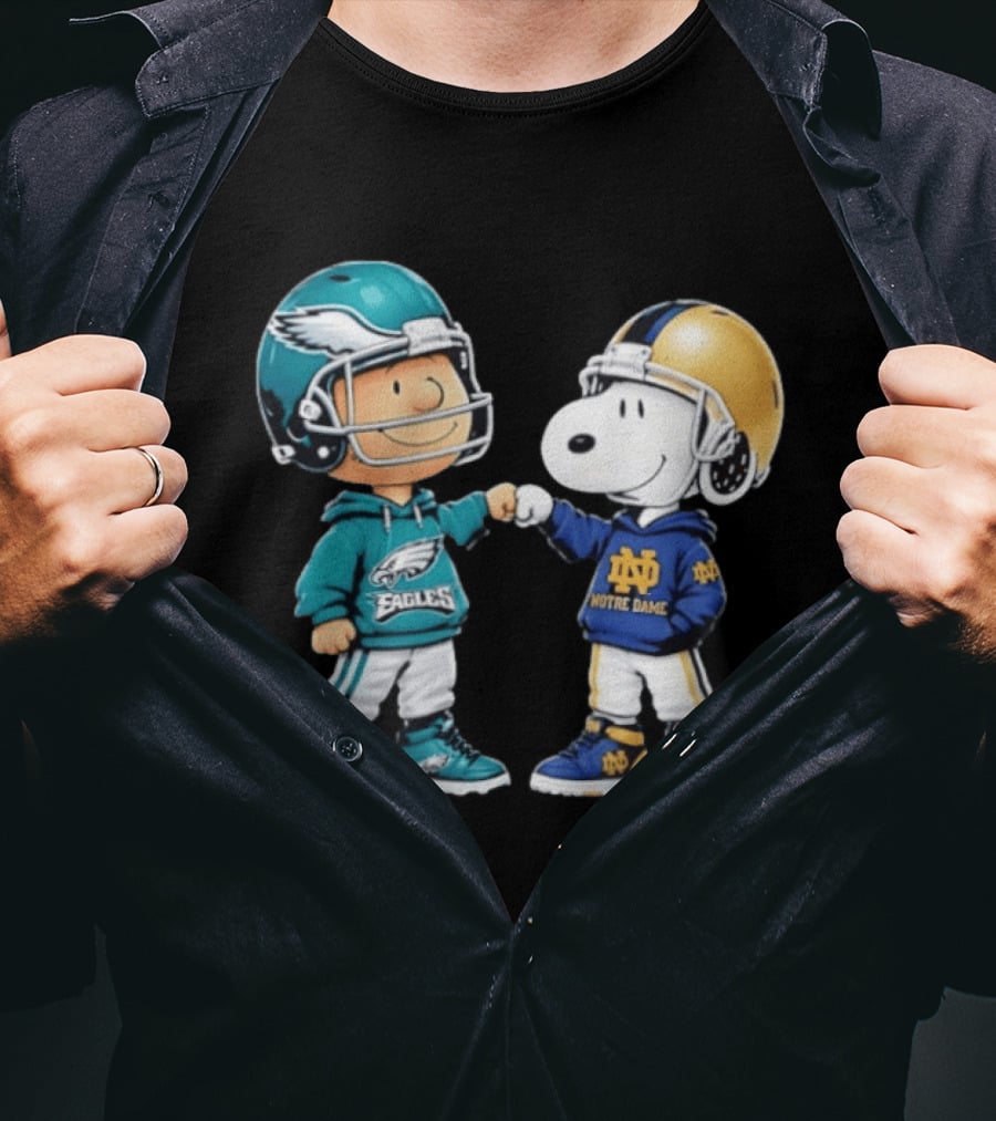 Peanuts Characters In Philadelphia Eagles Vs Notre Dame Fighting Irish Helmets T-Shirt