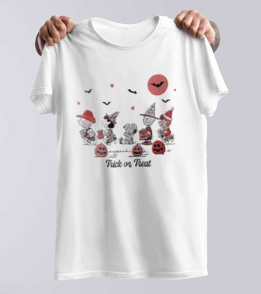 Peanuts Halloween Trick Or Treat Costumes With Pumpkins And Moon T-Shirt