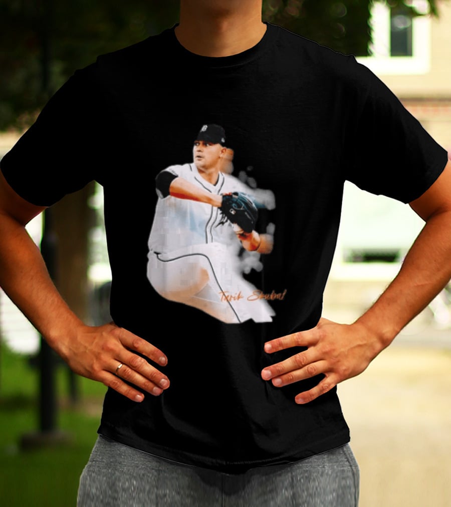 Detroit Tigers Tarik Skubal Pitcher Action Baseball T-Shirt