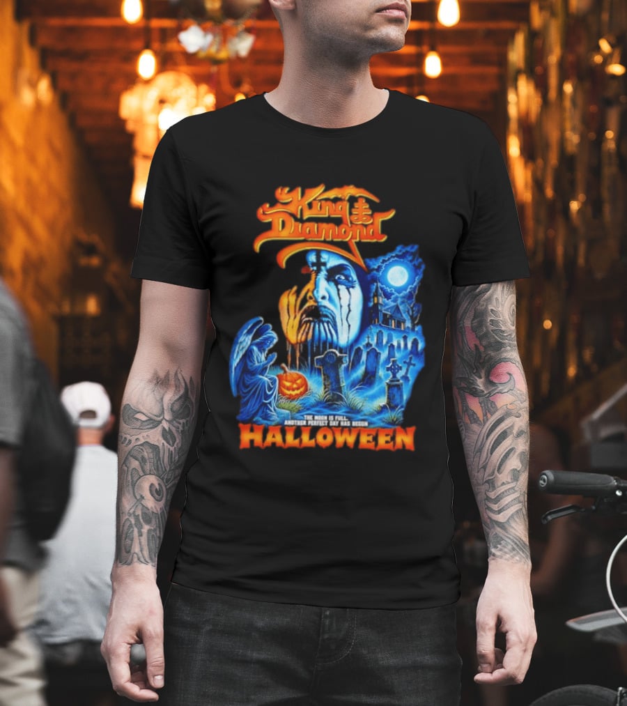 King Diamond The Moon Is Full Another Perfect Day Has Begun Halloween T-Shirt
