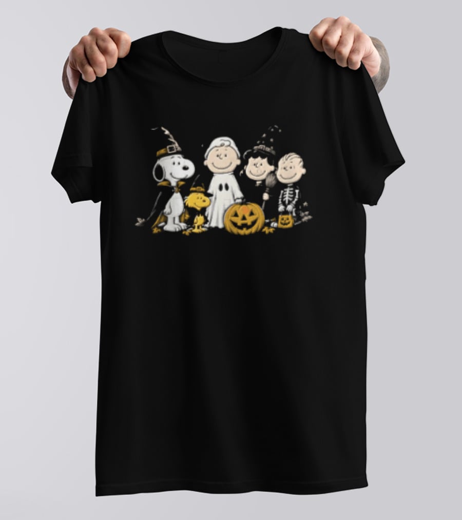 Charlie Brown Peanuts Gang Halloween Costumes Pumpkin Snoopy Woodstock T-Shirt