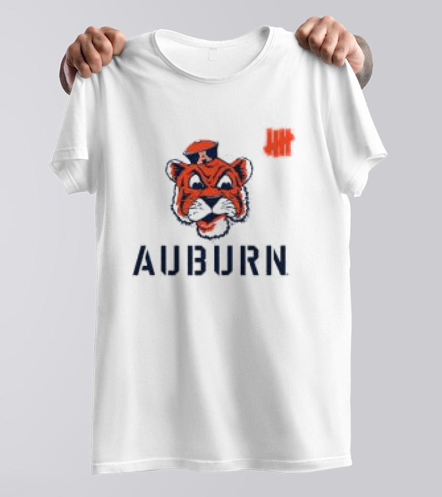 Undefeated Auburn Tiger Emblem With Retro Cap T-Shirt