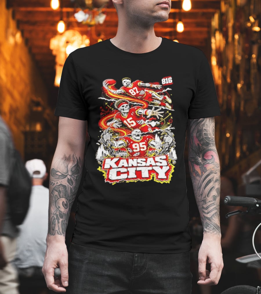 Kansas City Chiefs Skeleton Players Halloween 87 95 15 816 T-Shirt