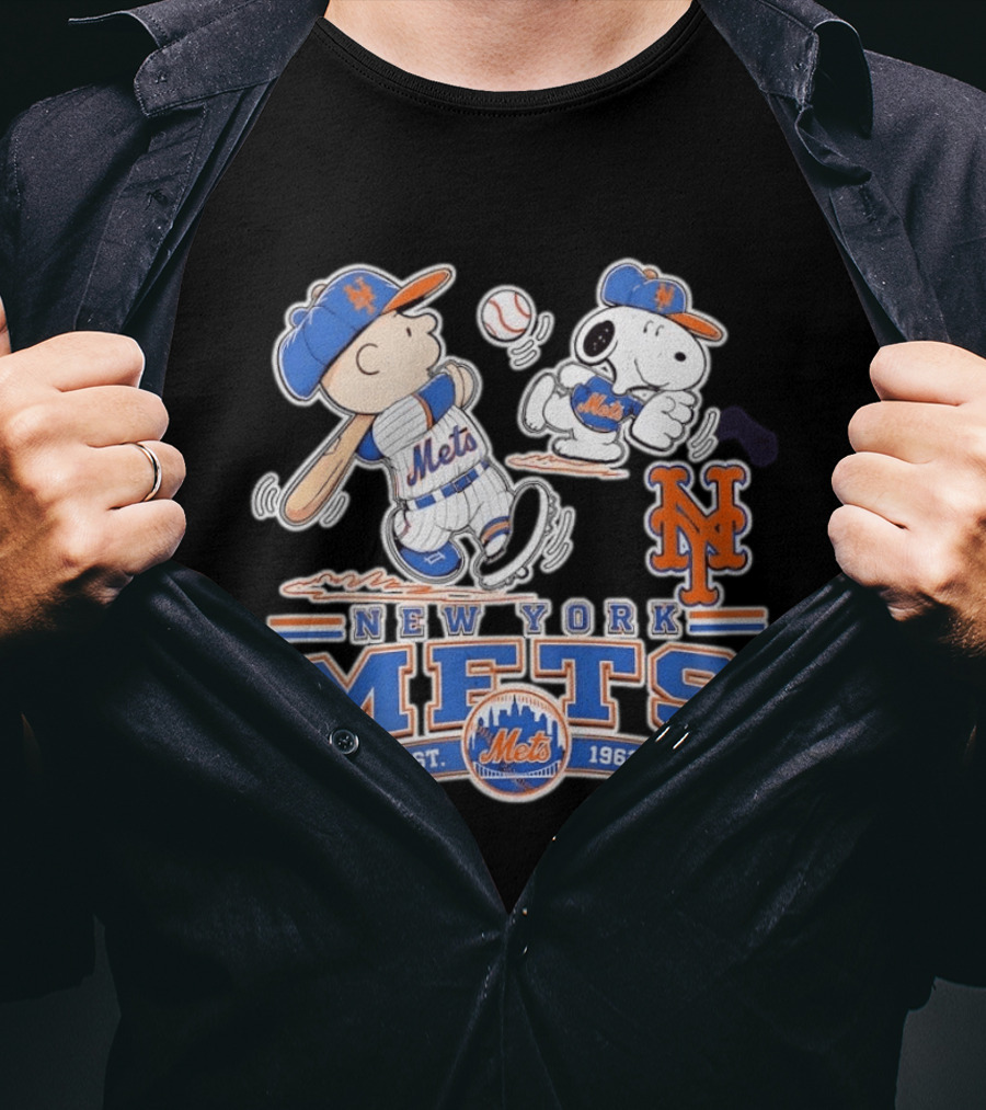 Charlie Brown Snoopy New York Mets Baseball Est 1962 T-Shirt