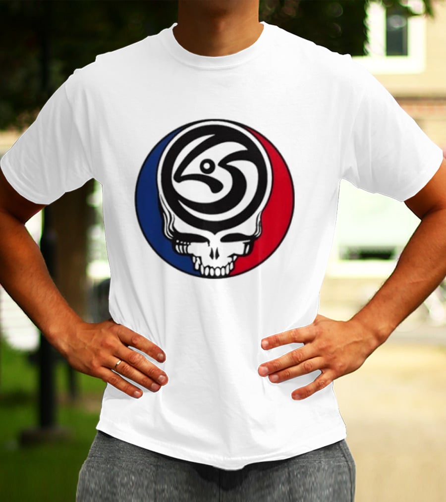 Leftover Salmon Grateful Dead Steal Your Face Salmon Garcia's Chicago March 6 8 2026 T-Shirt
