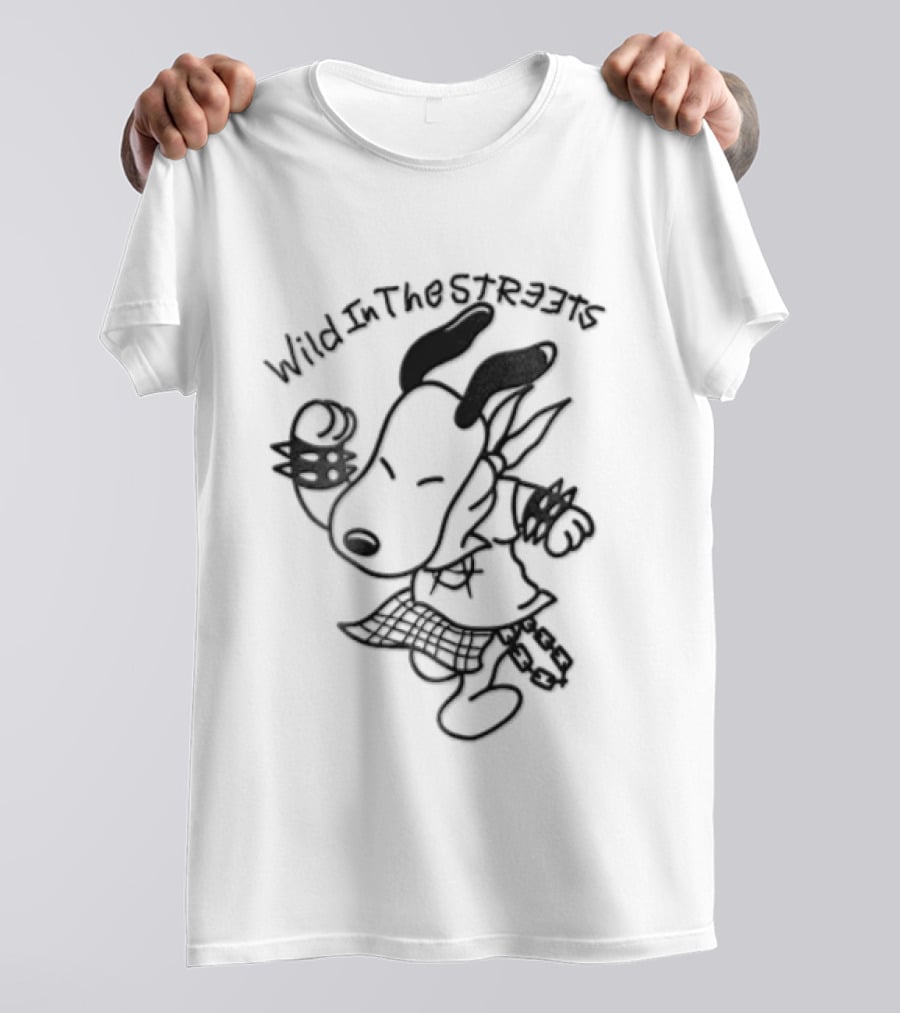 Snoopy Wild In The Streets Cartoon Dog Spiked Wristbands Plaid T-Shirt