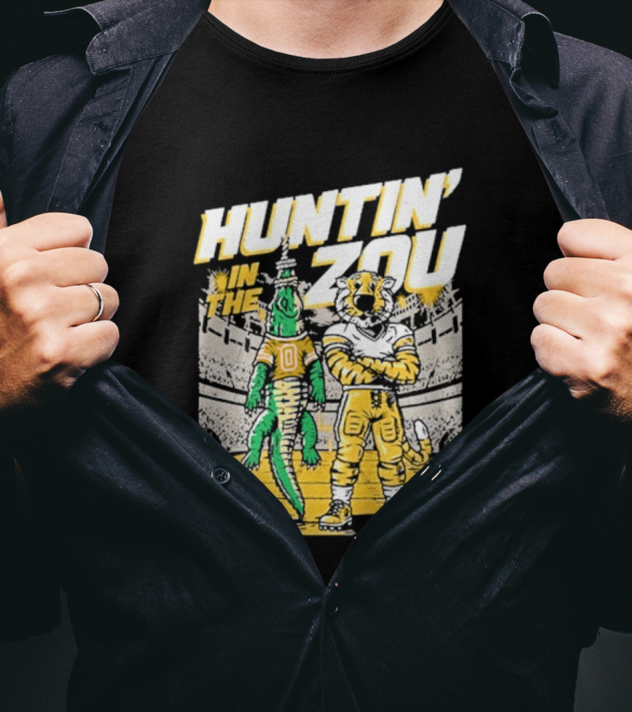 Huntin' In The Zou Mizzou Tigers Vs Florida Gators Stadium Showdown T-Shirt