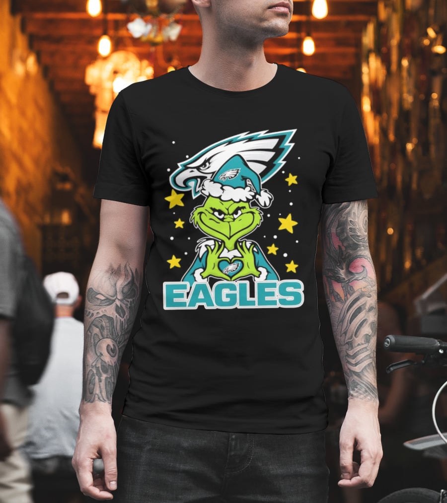 Philadelphia Eagles Christmas Grinch Heart Love T-Shirt