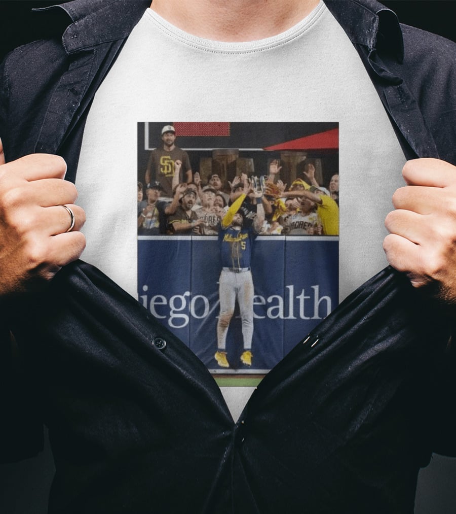 Milwaukee Brewers Garrett Mitchell Incredible Game Saving Catch Padres Fans T-Shirt