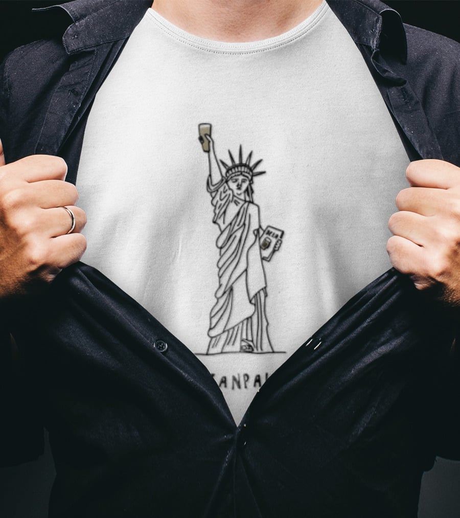 Kanpai Statue Of Liberty Holding Beer Celebration T-Shirt