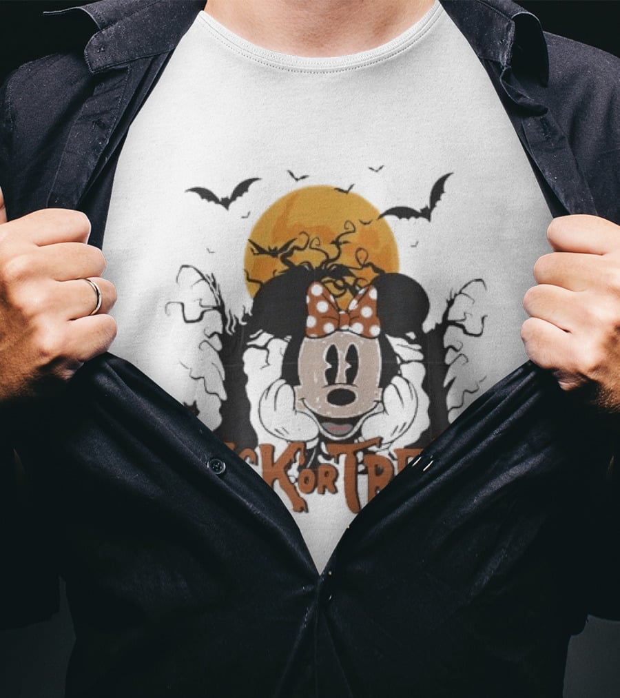 Minnie Mouse Halloween Trick Or Treat Bats And Orange Moon T-Shirt