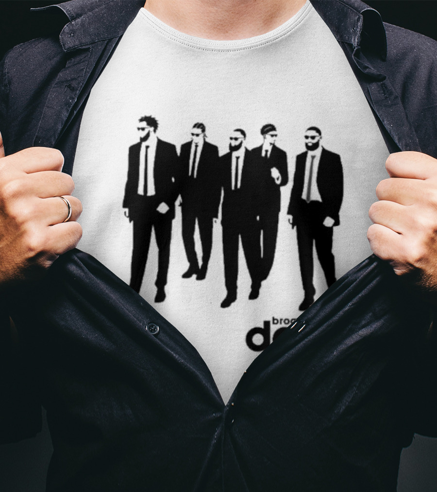 Philadelphia 76ers Broad Street Dogs Reservoir Dogs T-Shirt