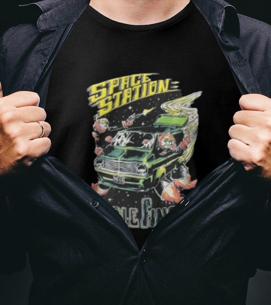 Space Station Middle Finger Astronauts Flying Green Van T-Shirt