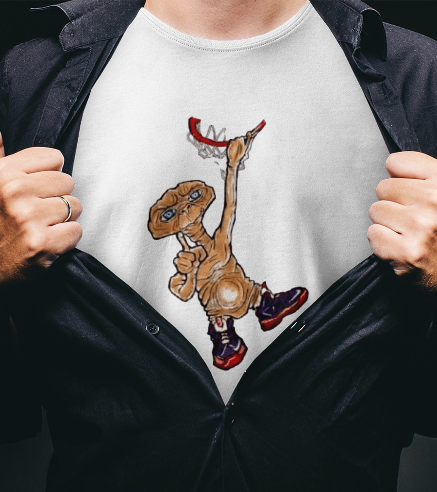 E The Extra Terrestrial Dunk Basketball Alien Retro Sneakers T-Shirt