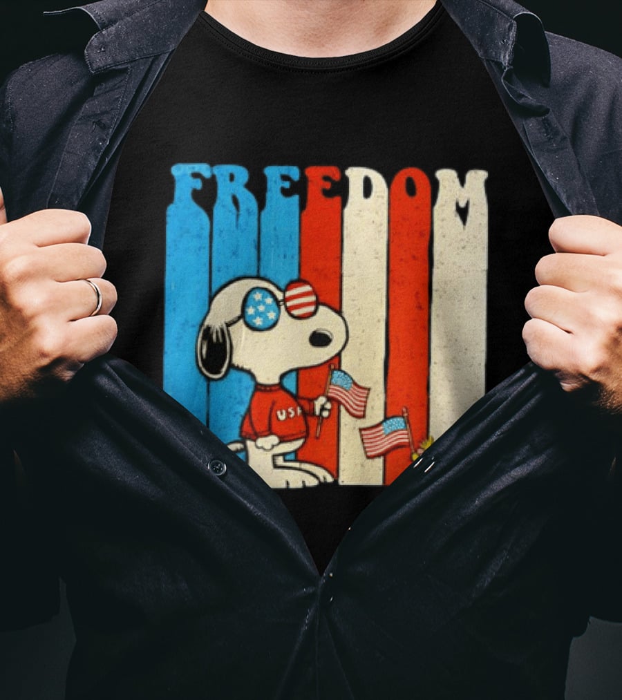 Freedom Snoopy Woodstock Peanuts USA 250th Anniversary Patriotic Celebration T-Shirt