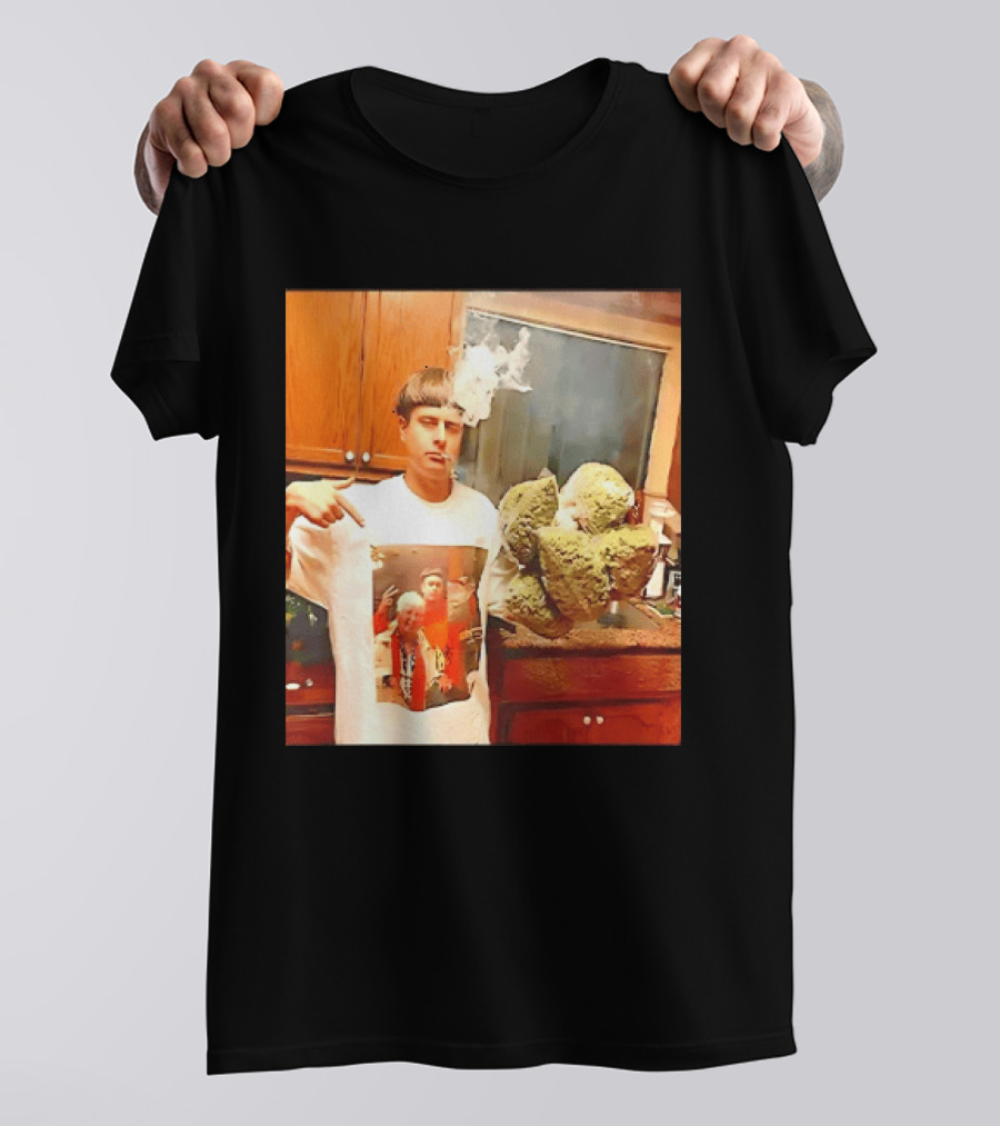 Oliver Tree Cannabis Oversized Buds And With Smoking Image T-Shirt