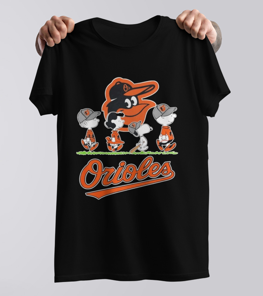 Peanuts Gang With Baseball Orioles T-Shirt