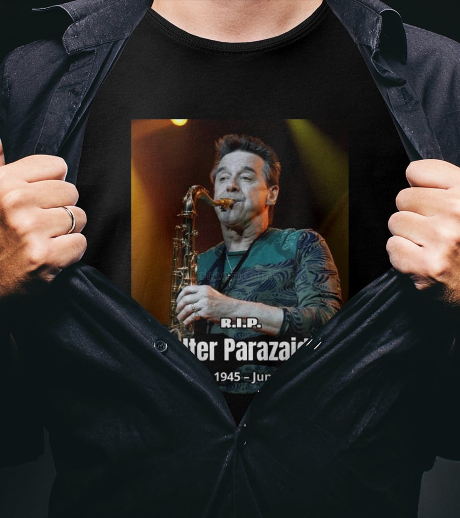 R.I.P. Walter Parazaider March 14 1945 June 17 2026 T-Shirt