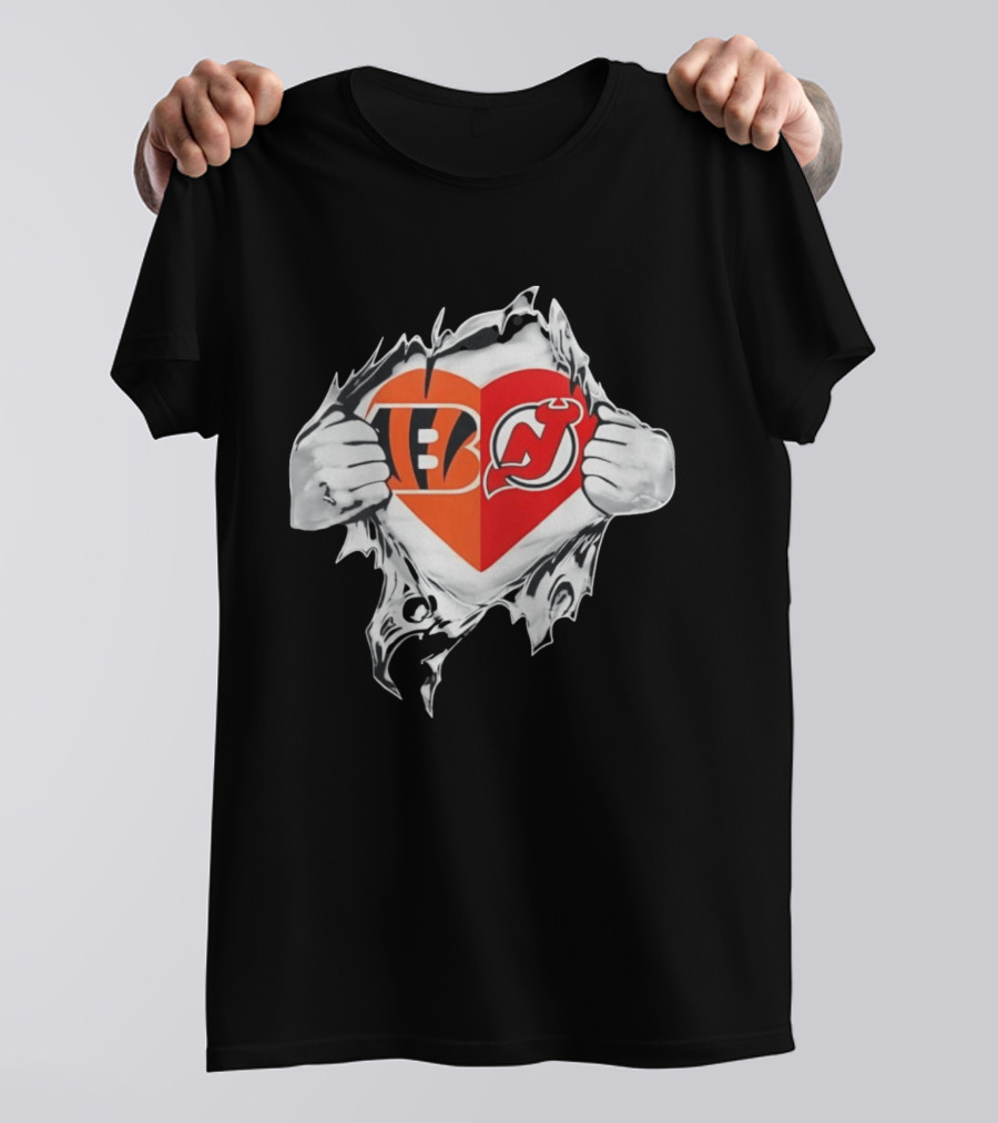 Bengals Devils Tattered Heart Shape Fan T-Shirt