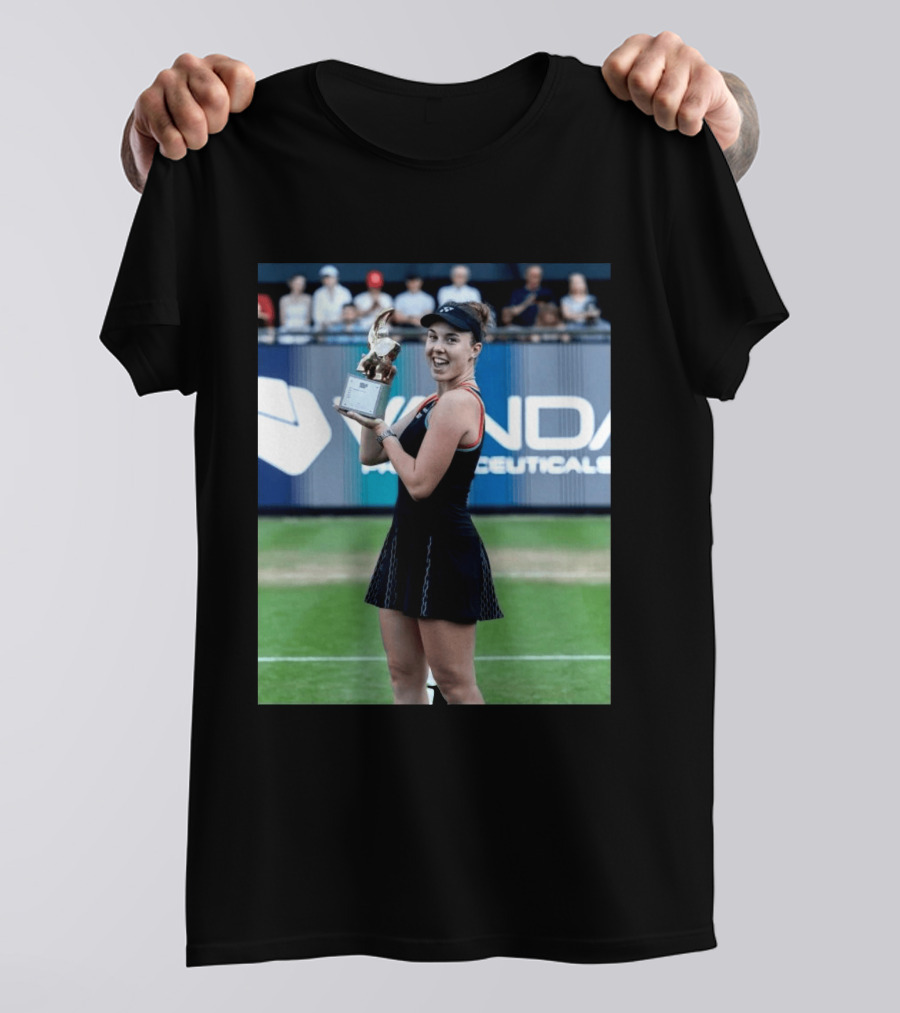 Linda Wins Tennis Title Holding Trophy On Grass Court T-Shirt