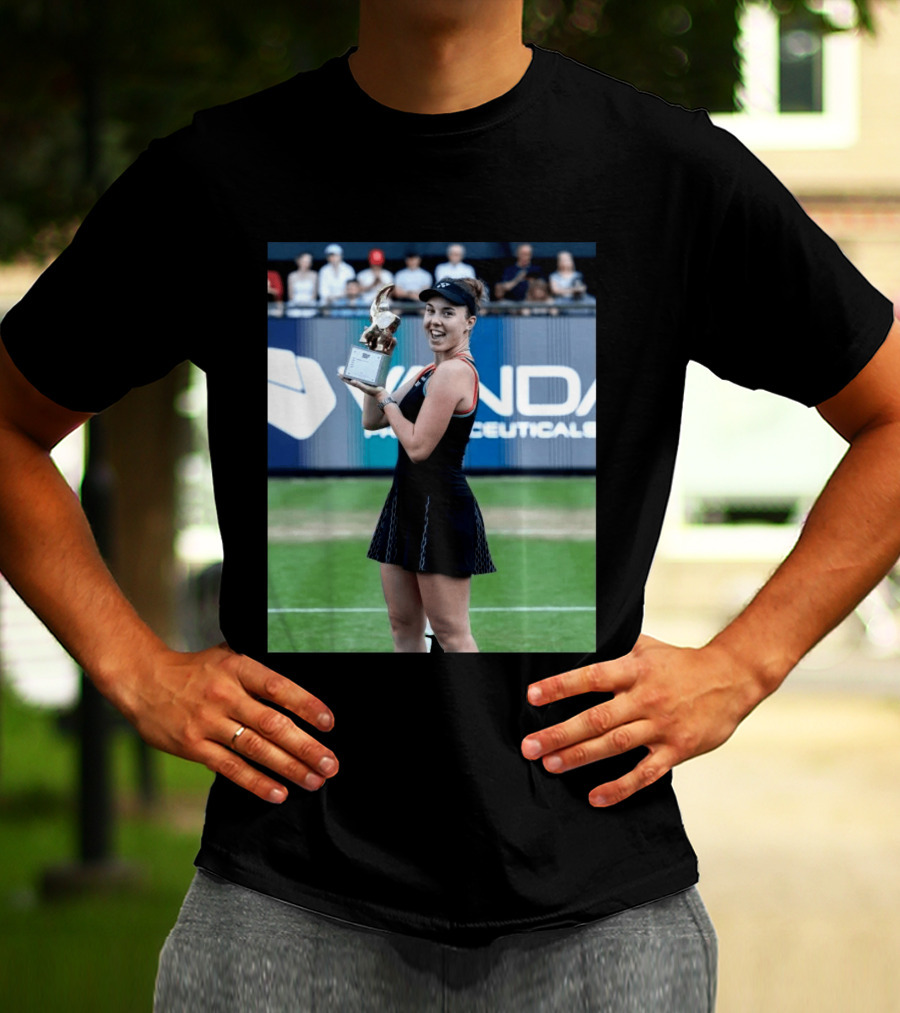 Linda Wins Tennis Title Holding Trophy On Grass Court T-Shirt
