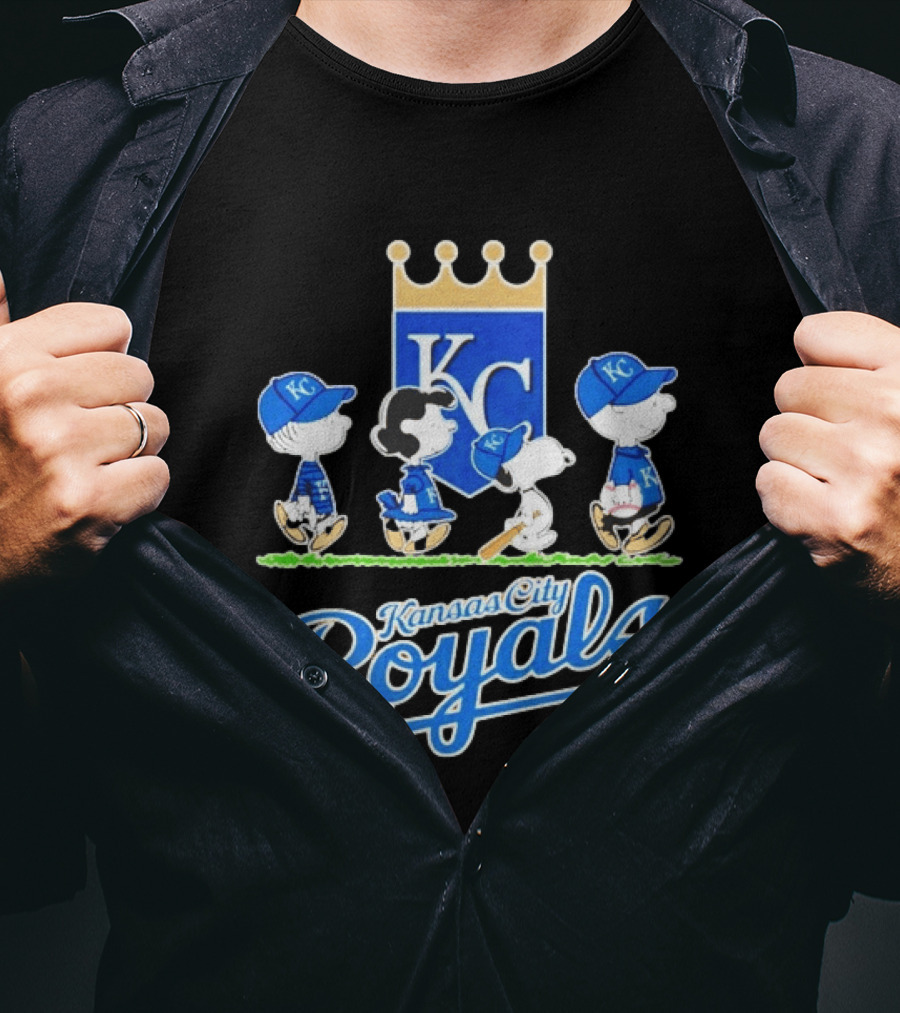 Kansas City Royals Peanuts Characters KC Classic Collaboration T-Shirt