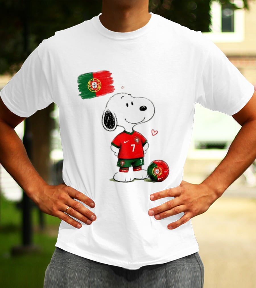 Cristiano Ronaldo Snoopy Portugal Football Number 7 Nike T-Shirt