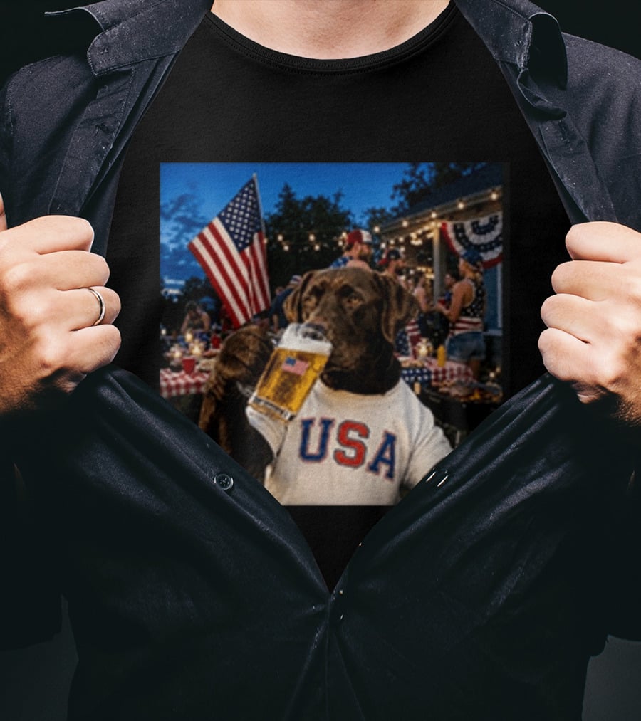 USA Chocolate Lab Drinking Beer American Flag 4th Of July Dog T-Shirt