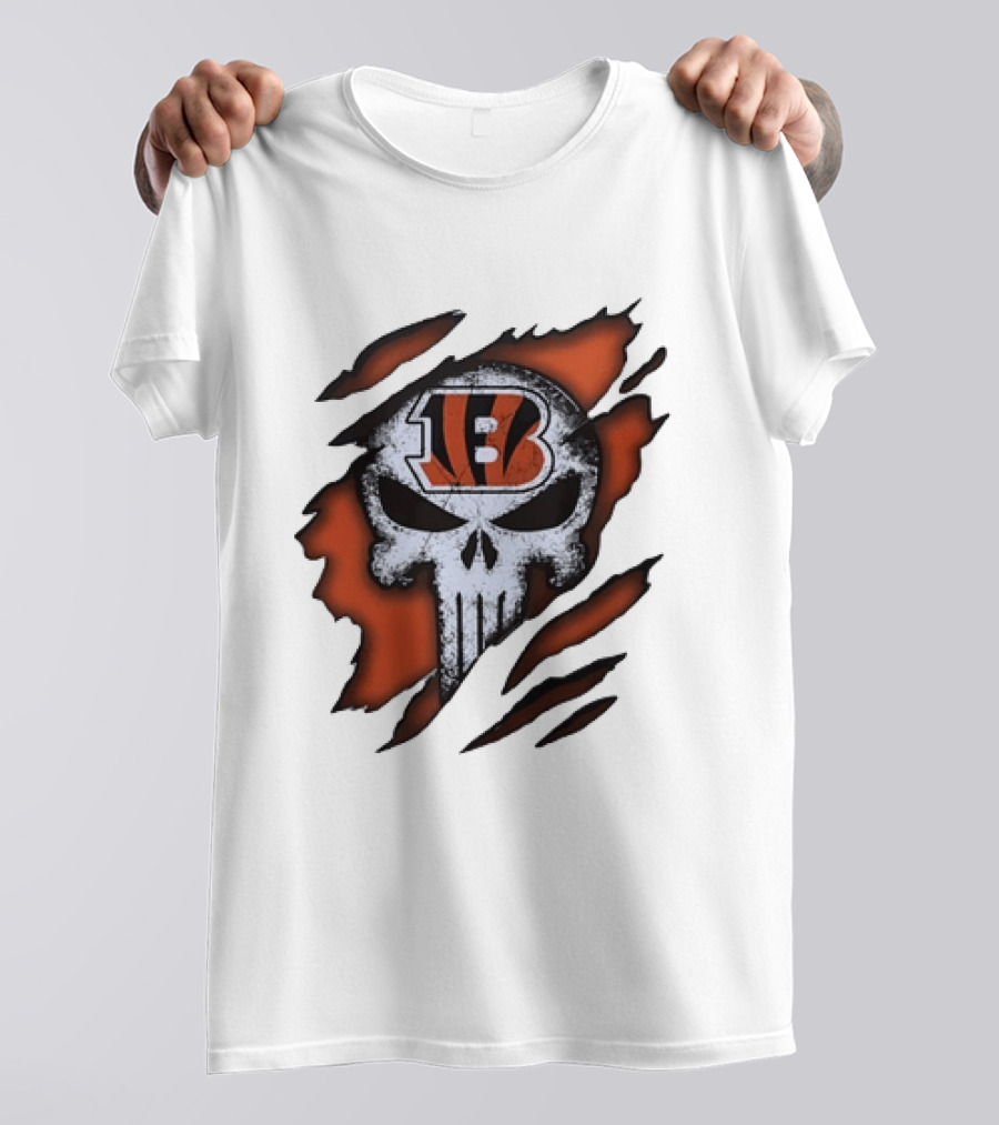 Cincinnati Bengals Punisher Skull Ripped T-Shirt