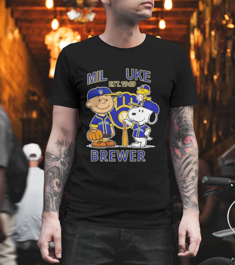 Charlie Brown Snoopy Brewers Milwaukee Est 1969 Baseball T-Shirt