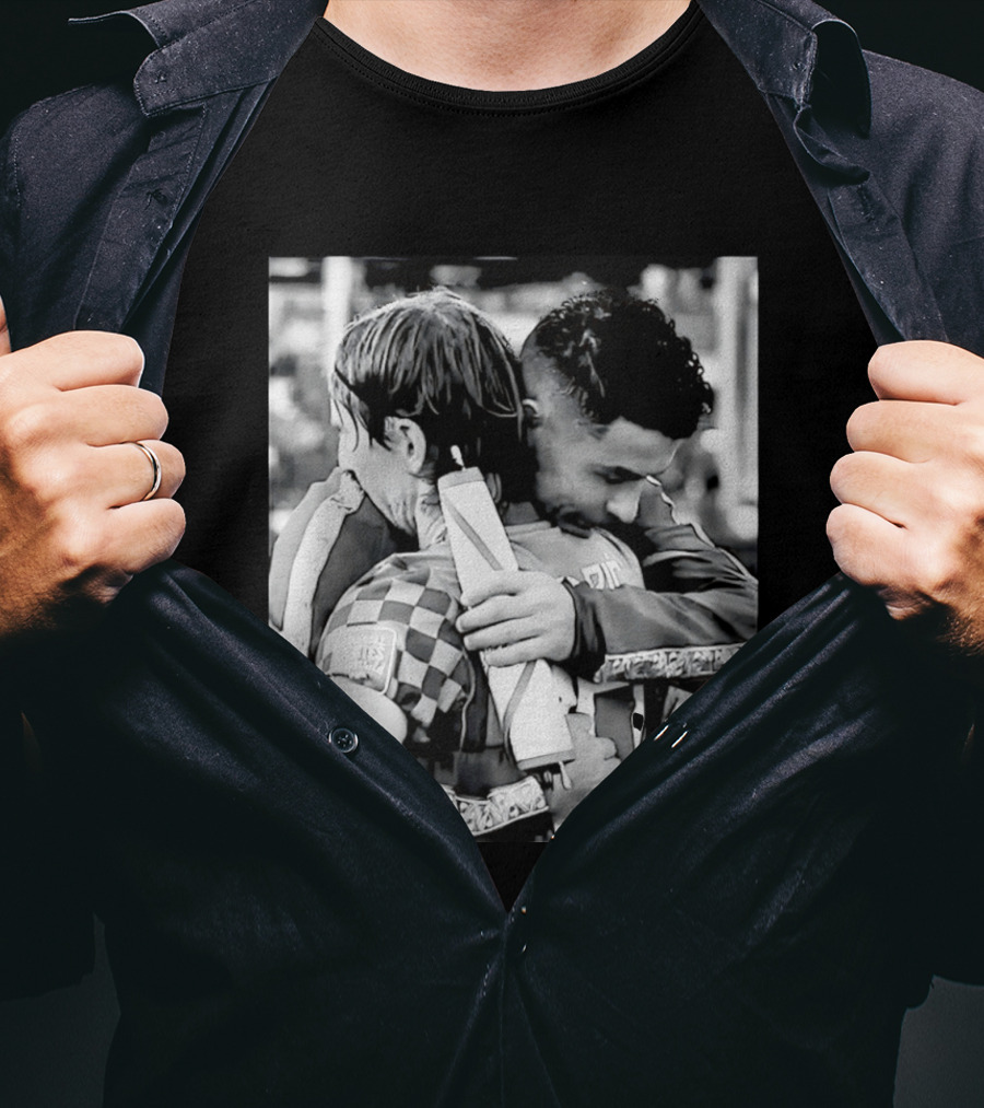Football Unites The World Luka Modrić Cristiano Ronaldo Hug Memorial T-Shirt