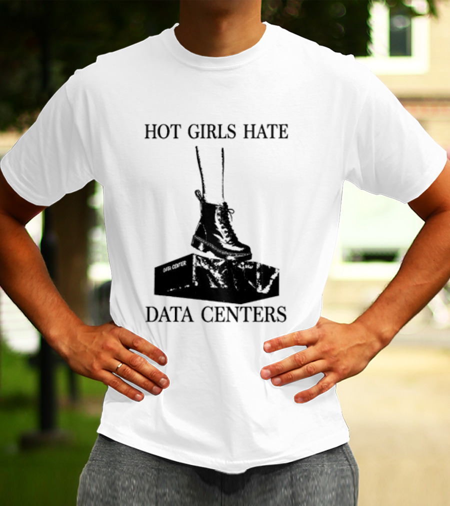 Hot Girls Hate Data Centers With Boots Stomping Computers T-Shirt