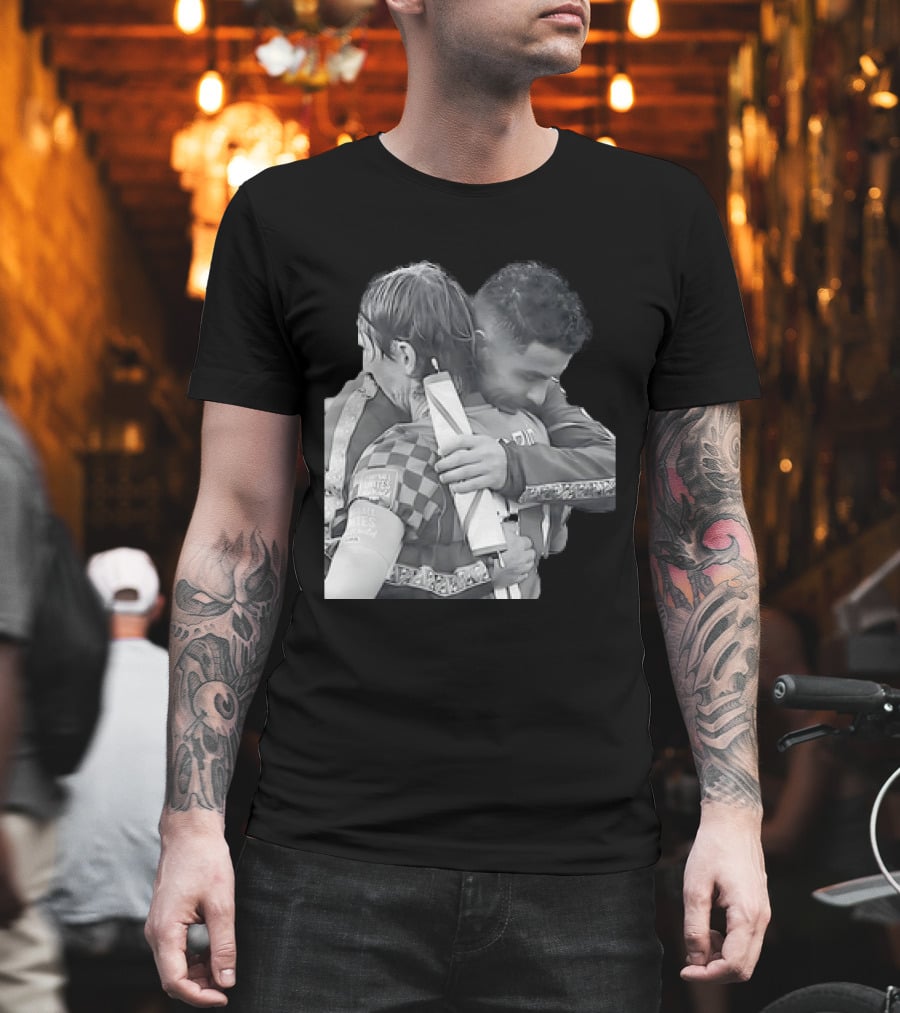 Luka Modric Cristiano Ronaldo Embrace Football Respect UEFA Nations League Croatia Portugal T-Shirt