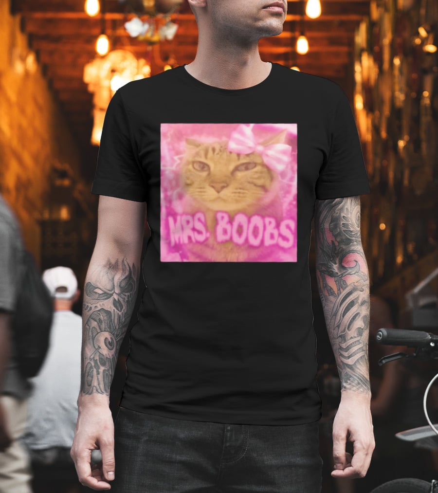 Mrs Boobs Cat Pink Aesthetic With Bow T-Shirt