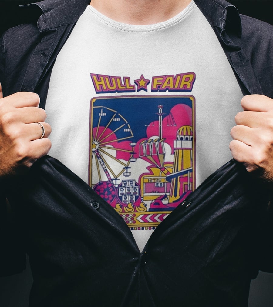 Hull Fair Ferris Wheel Carnival Rides And Helter Skelter T-Shirt