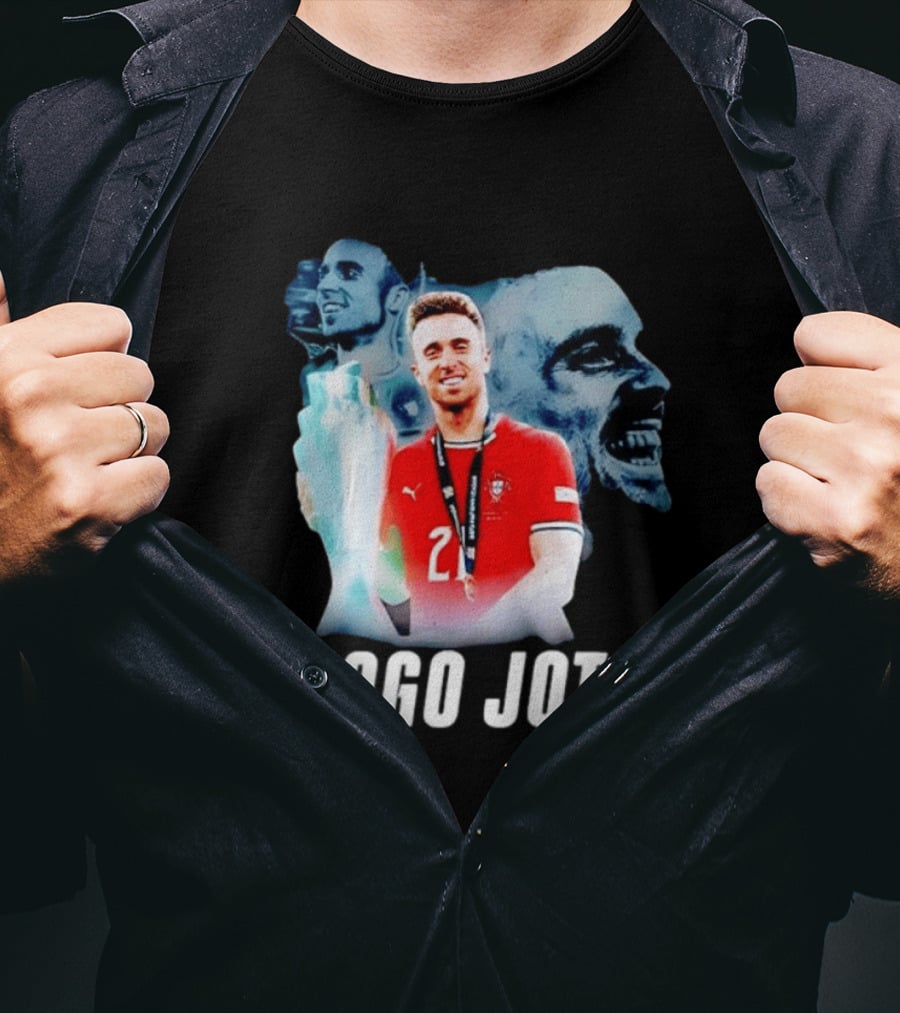 Diogo Jota Portugal National Football Team Collage 4 Dezembro 1996 8 Julho 2026 T-Shirt