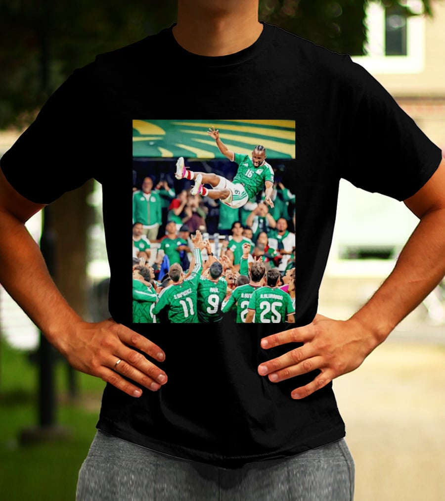 Mexican Football Celebration Julián Quiñones S. Giménez Raúl A. Alvarado Team Spirit T-Shirt