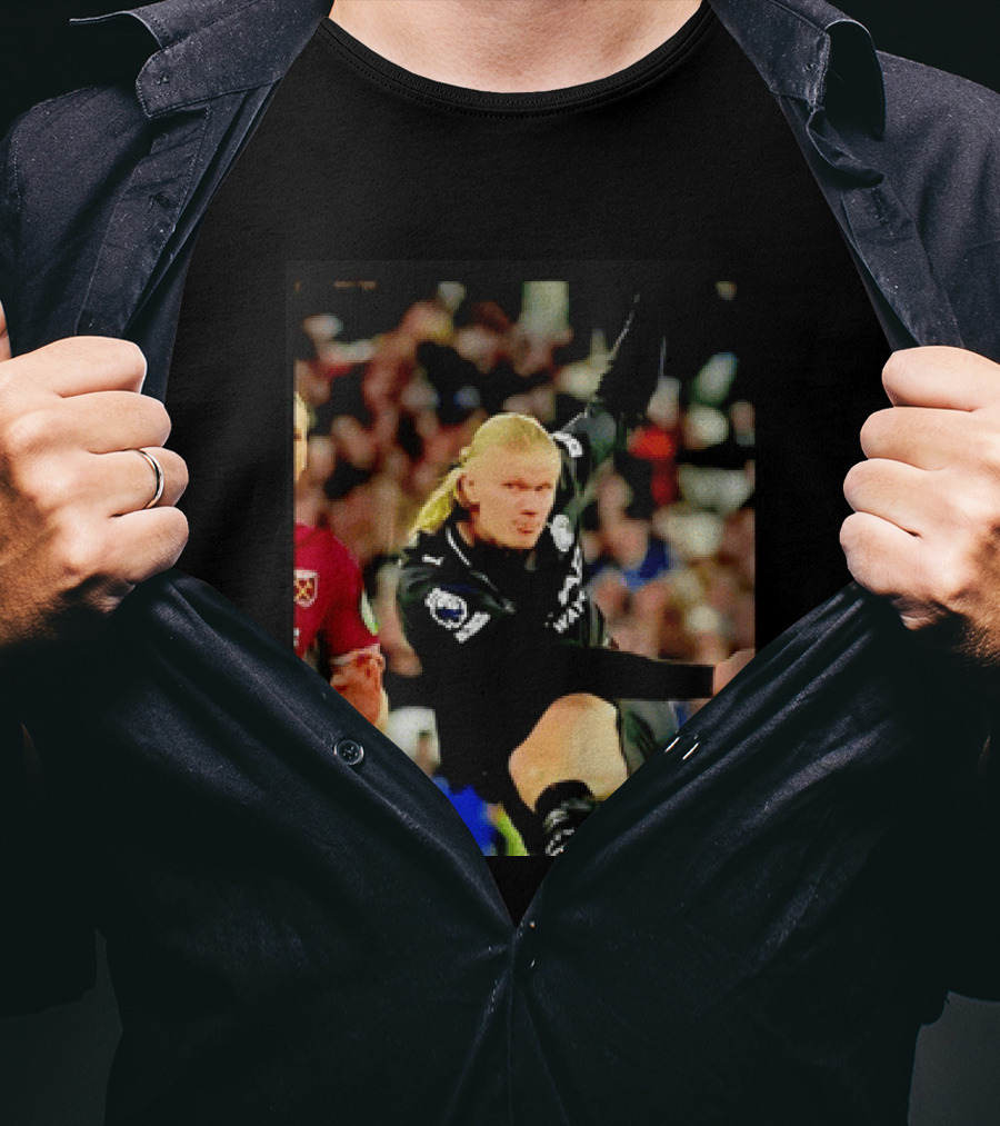 Erling Haaland Manchester City Football Player In Action T-Shirt