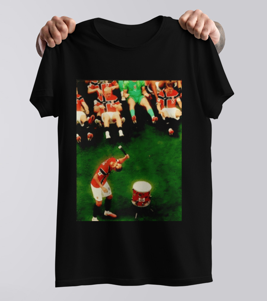 Erling Haaland Norway Football Team Drummer Celebration 26WC T-Shirt