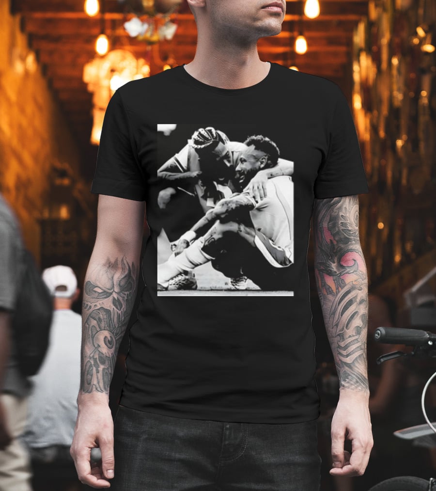 Neymar Jr And Raphinha Emotional Moment Brazil National Football Team T-Shirt