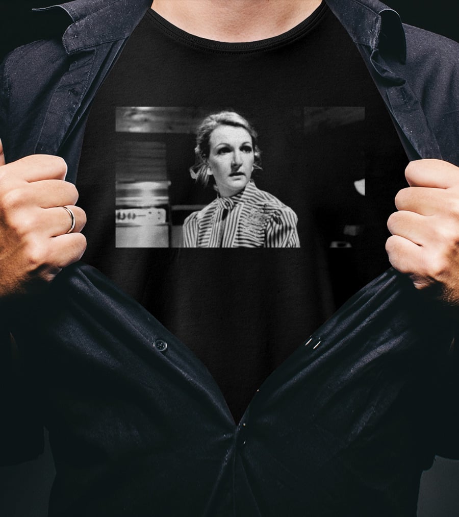 Penelope Keith Effortlessly Posh Star Of British Sitcoms T-Shirt